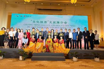 HUTC tham dự Chương trình giao lưu văn hóa và giới thiệu du lịch Thiểm Tây