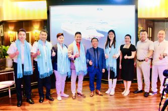 Lần đầu tiên du thuyền quốc tế 5 sao khởi hành từ Việt Nam: Dấu mốc lịch sử của du lịch tàu biển
