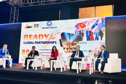 HUTC tham gia Hội chợ Du lịch Istanbul, tham góp ý kiến tại siêu sự kiện kiến tạo lộ trình 2026