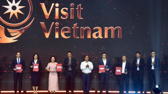 HUTC đồng hành cùng Visit Vietnam xây dựng dữ liệu du lịch quốc gia